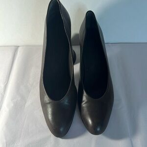 Stuart Weitzman Chocolate Brown Heels